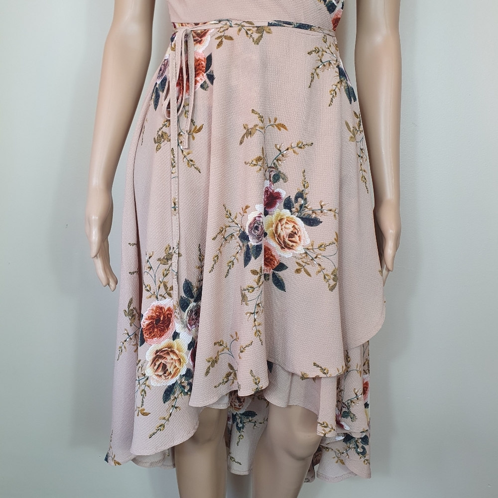 NWOT Floral wrap dress boho Sze 10-12 belted Hi-Low Beige summer dress - Picture 8 of 8